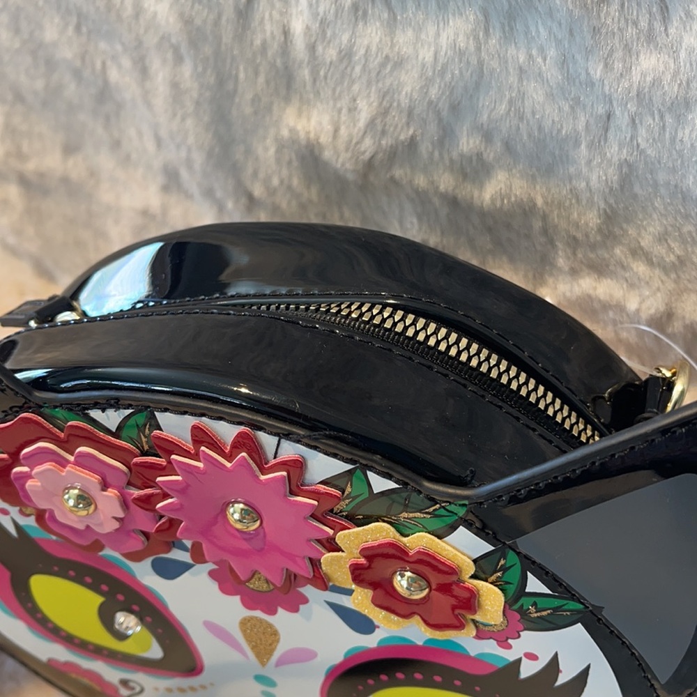 Betsy Johnson CAT crossbody purse 😻  🥰🎁 - Picture 5 of 8